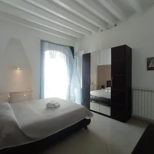 Kimia Home, Centro Maison d'hôtes